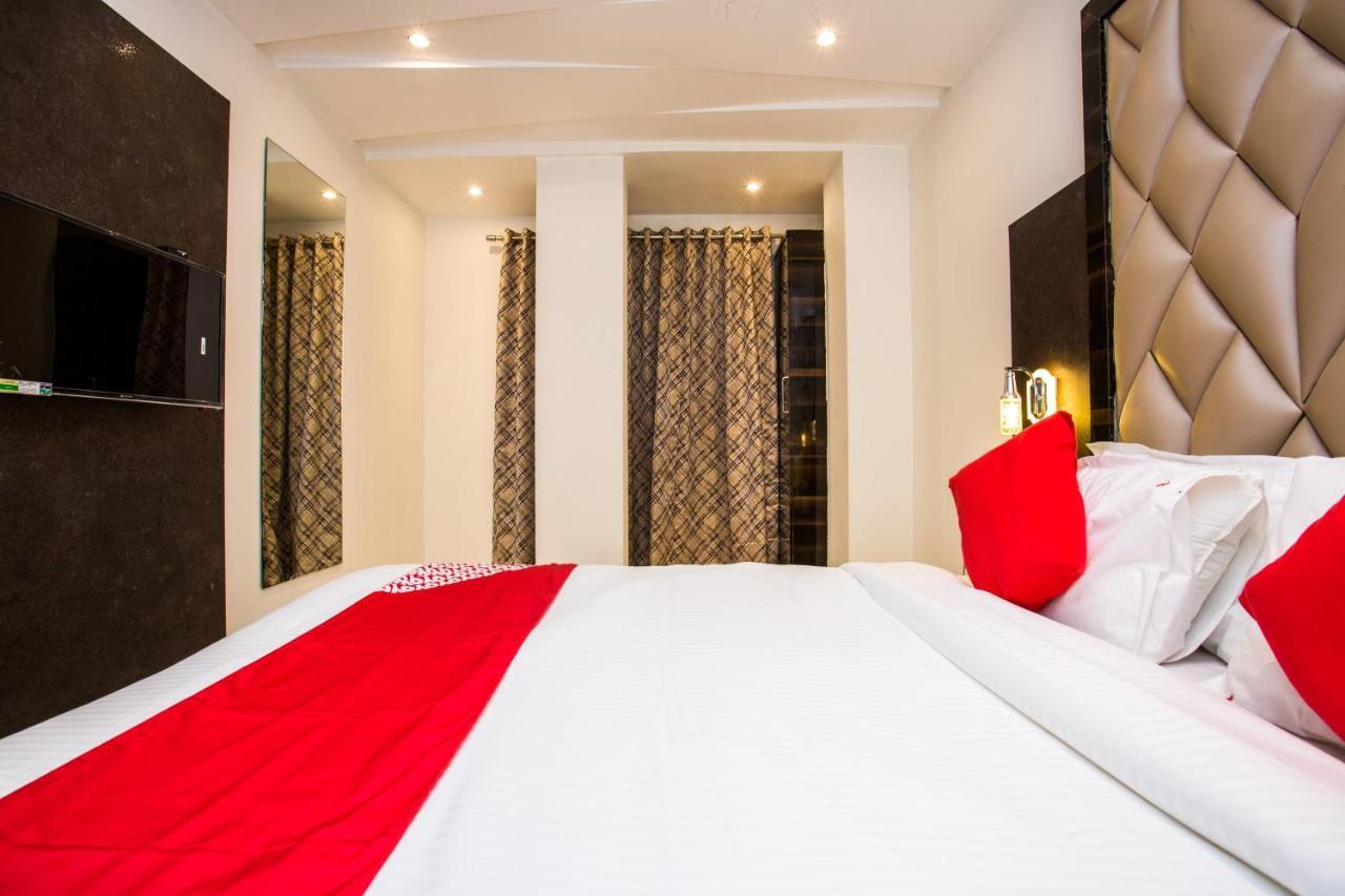 מומביי Oyo 37559 Hotel Al Haram מראה חיצוני תמונה