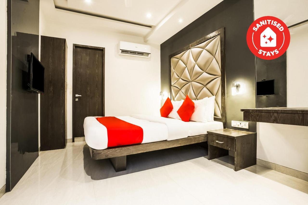 מומביי Oyo 37559 Hotel Al Haram מראה חיצוני תמונה
