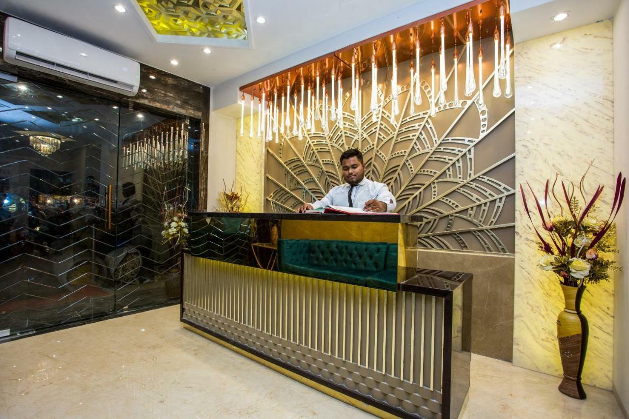 מומביי Oyo 37559 Hotel Al Haram מראה חיצוני תמונה