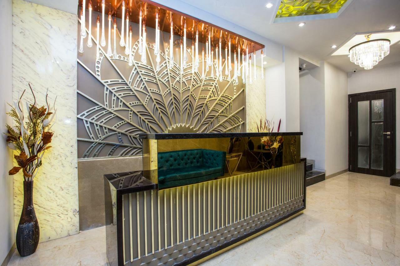 מומביי Oyo 37559 Hotel Al Haram מראה חיצוני תמונה