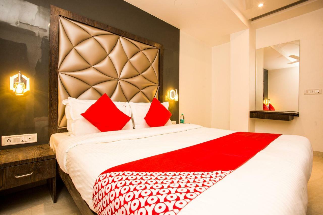 מומביי Oyo 37559 Hotel Al Haram מראה חיצוני תמונה